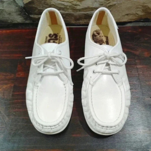 SAS Siesta Moccasins White Leather Nurse Career Soft Step Heel Sz 8 Wide - Picture 3 of 16
